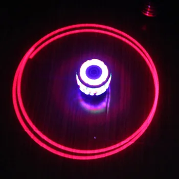 Șapte Lumini LED-uri de Lemn cu Laser Rotativa Frământa Peg Mâna Top Spinner Lumină Intermitentă Copii Filare Desktop Jucarii
