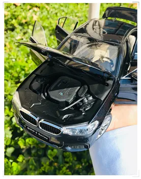 1/18 Kyosho Pentru BMW seria 5 G30 M550i turnat sub presiune Model de Masina Cadou de Colectare Ornament Ecran Negru Metal Plastic